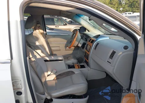 2008 Chrysler Aspen Limited из США, поврежденный, VIN 1A8HX58248F147750